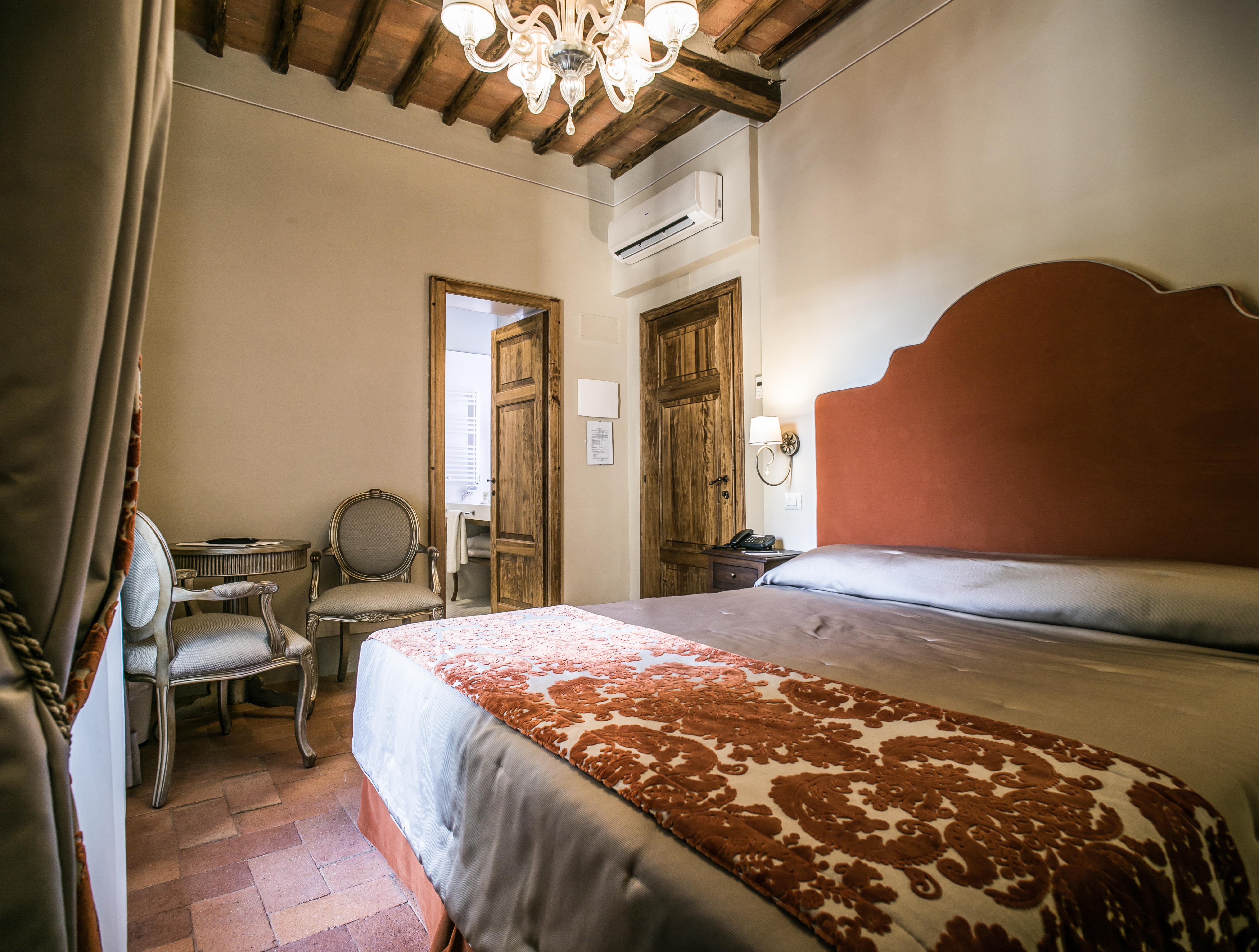 Palazzo Leopoldo Dimora Storica & Spa ราดดา อิน เคียนติ ภายนอก รูปภาพ