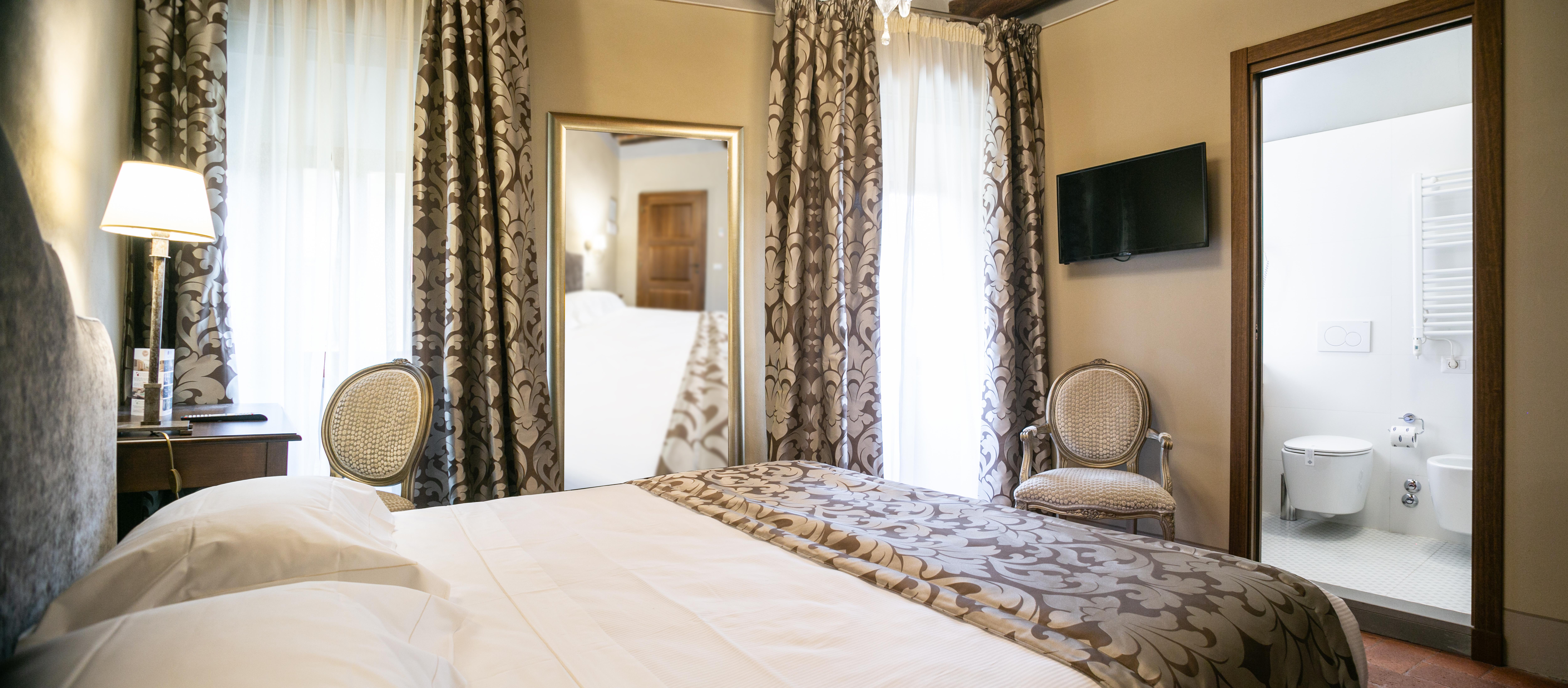 Palazzo Leopoldo Dimora Storica & Spa ราดดา อิน เคียนติ ภายนอก รูปภาพ