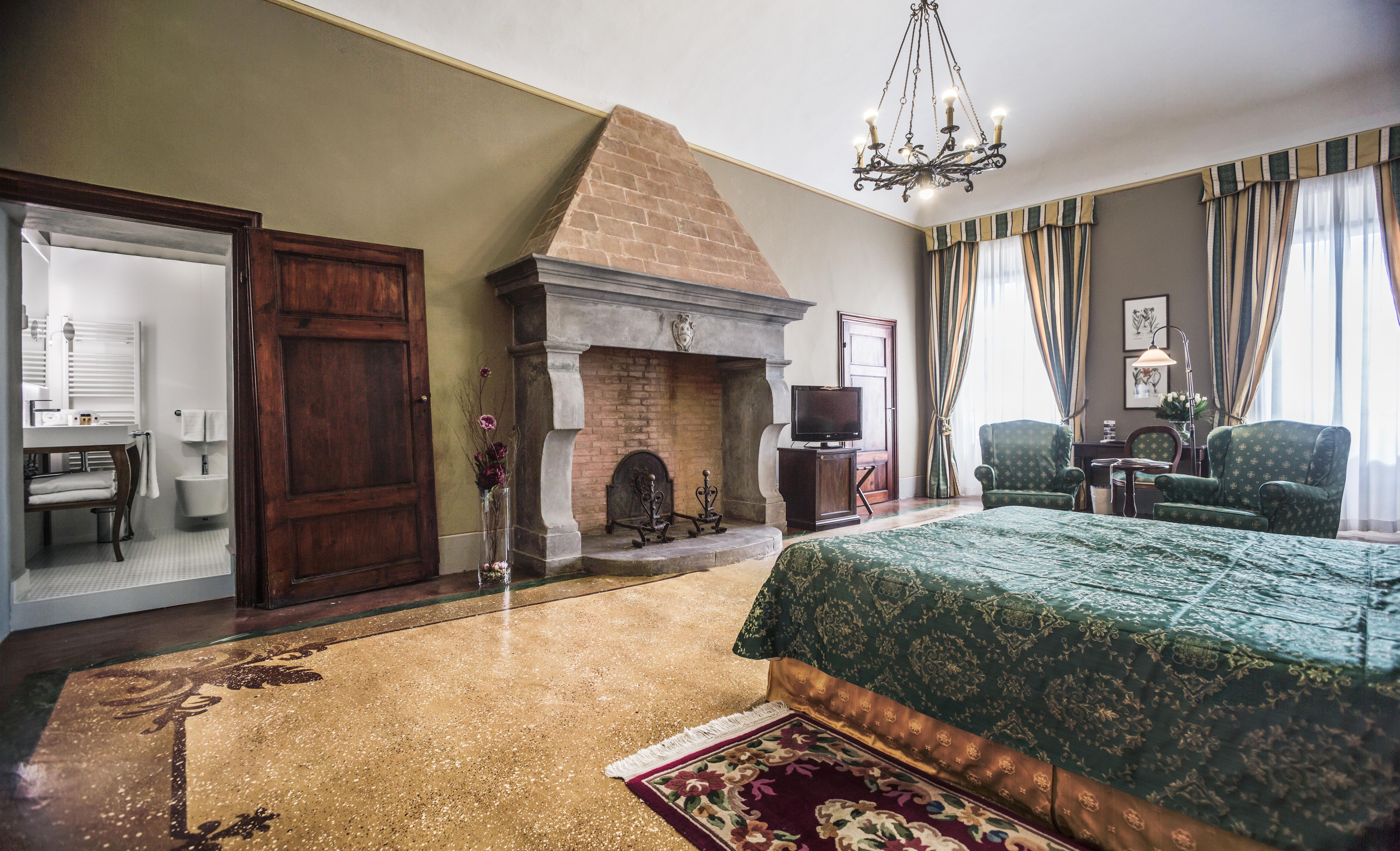 Palazzo Leopoldo Dimora Storica & Spa ราดดา อิน เคียนติ ภายนอก รูปภาพ